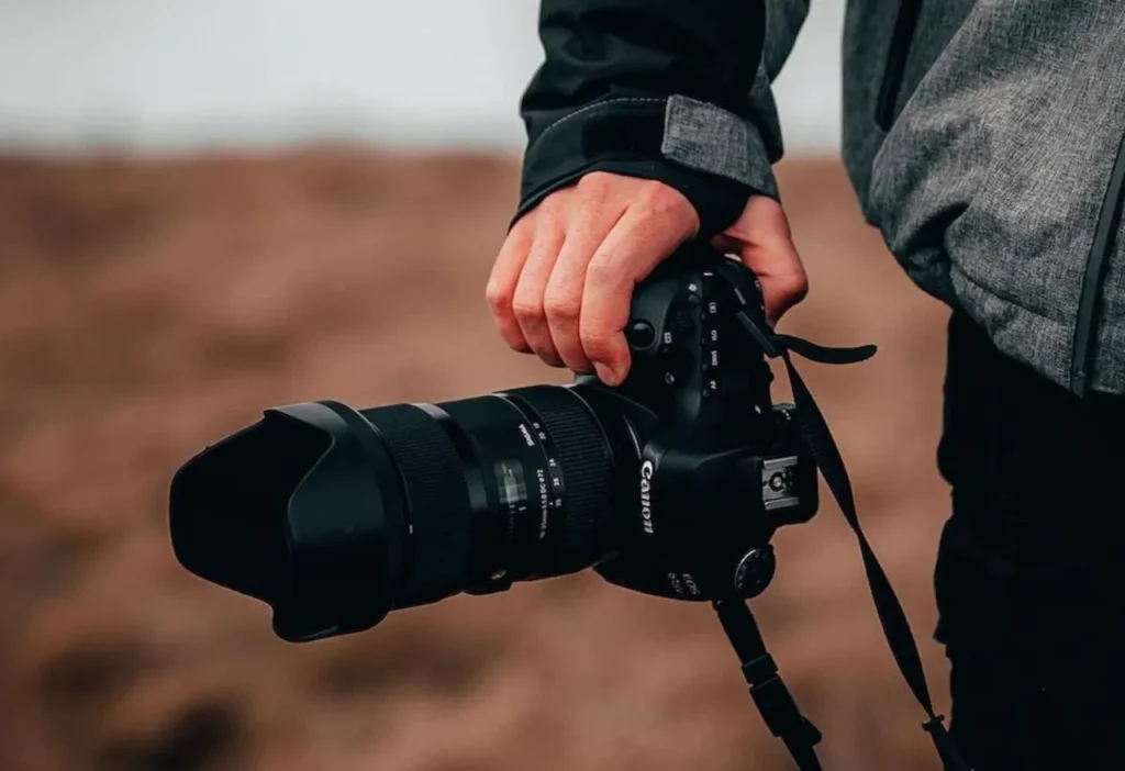 فیلمبرداری دوربین عکاسی 1